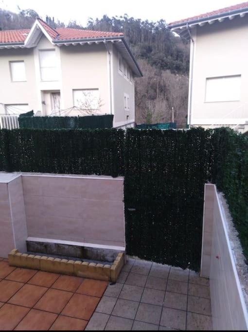 Villa Casa En La Montana Con Piscina De Temporada à Arredondo Extérieur photo