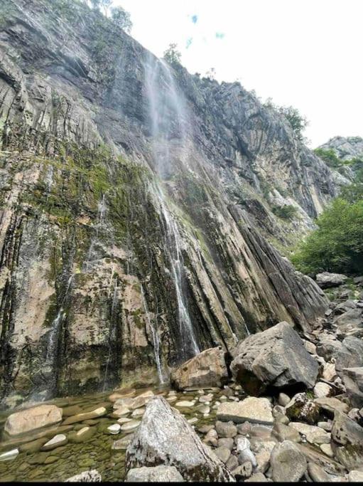 Villa Casa En La Montana Con Piscina De Temporada à Arredondo Extérieur photo