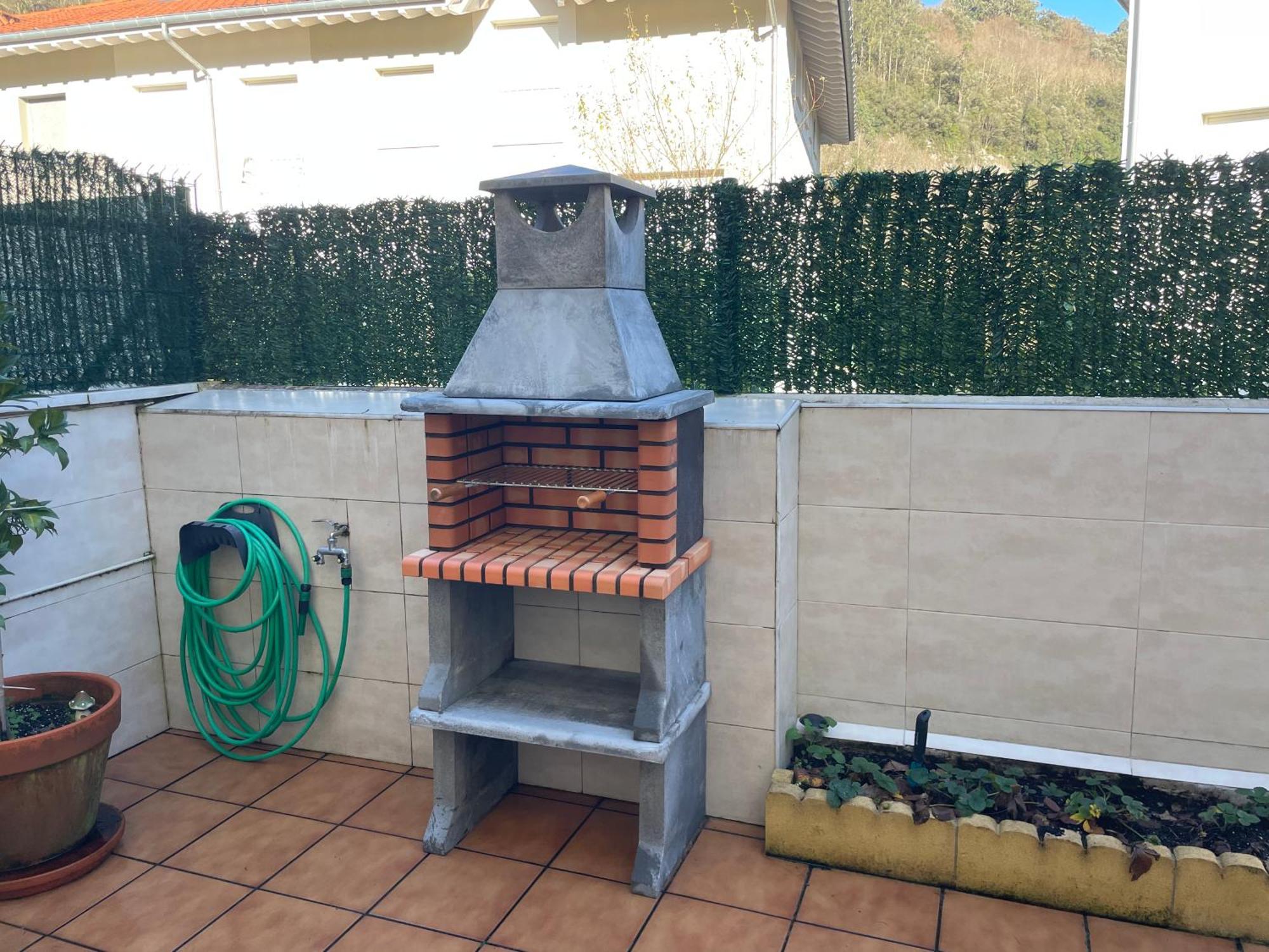 Villa Casa En La Montana Con Piscina De Temporada à Arredondo Extérieur photo